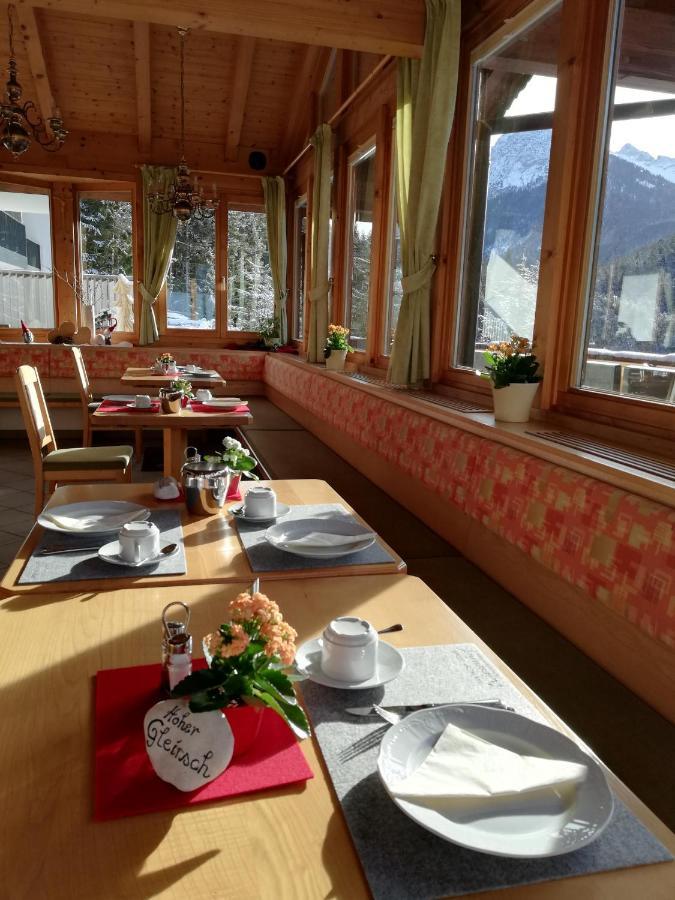 Hotel Garni Isarlodge Wiesenhof Шарниц Екстериор снимка