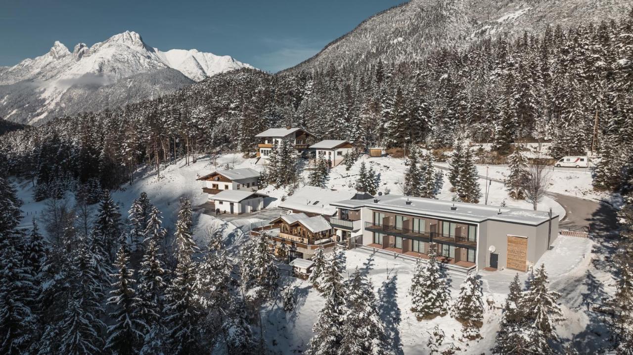 Hotel Garni Isarlodge Wiesenhof Шарниц Екстериор снимка