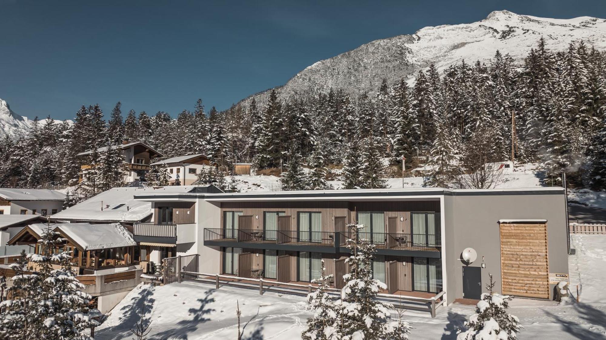 Hotel Garni Isarlodge Wiesenhof Шарниц Екстериор снимка