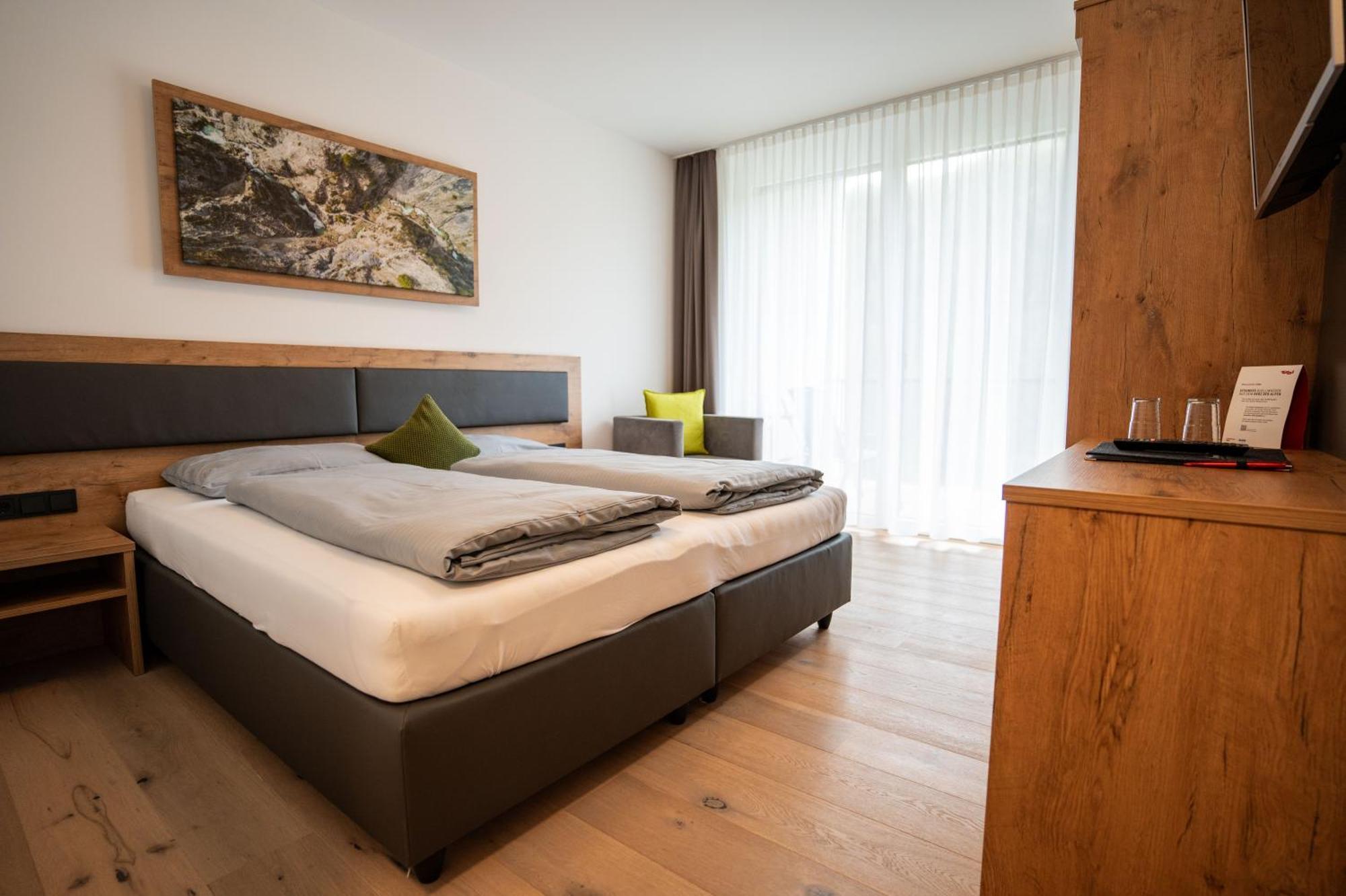 Hotel Garni Isarlodge Wiesenhof Шарниц Екстериор снимка