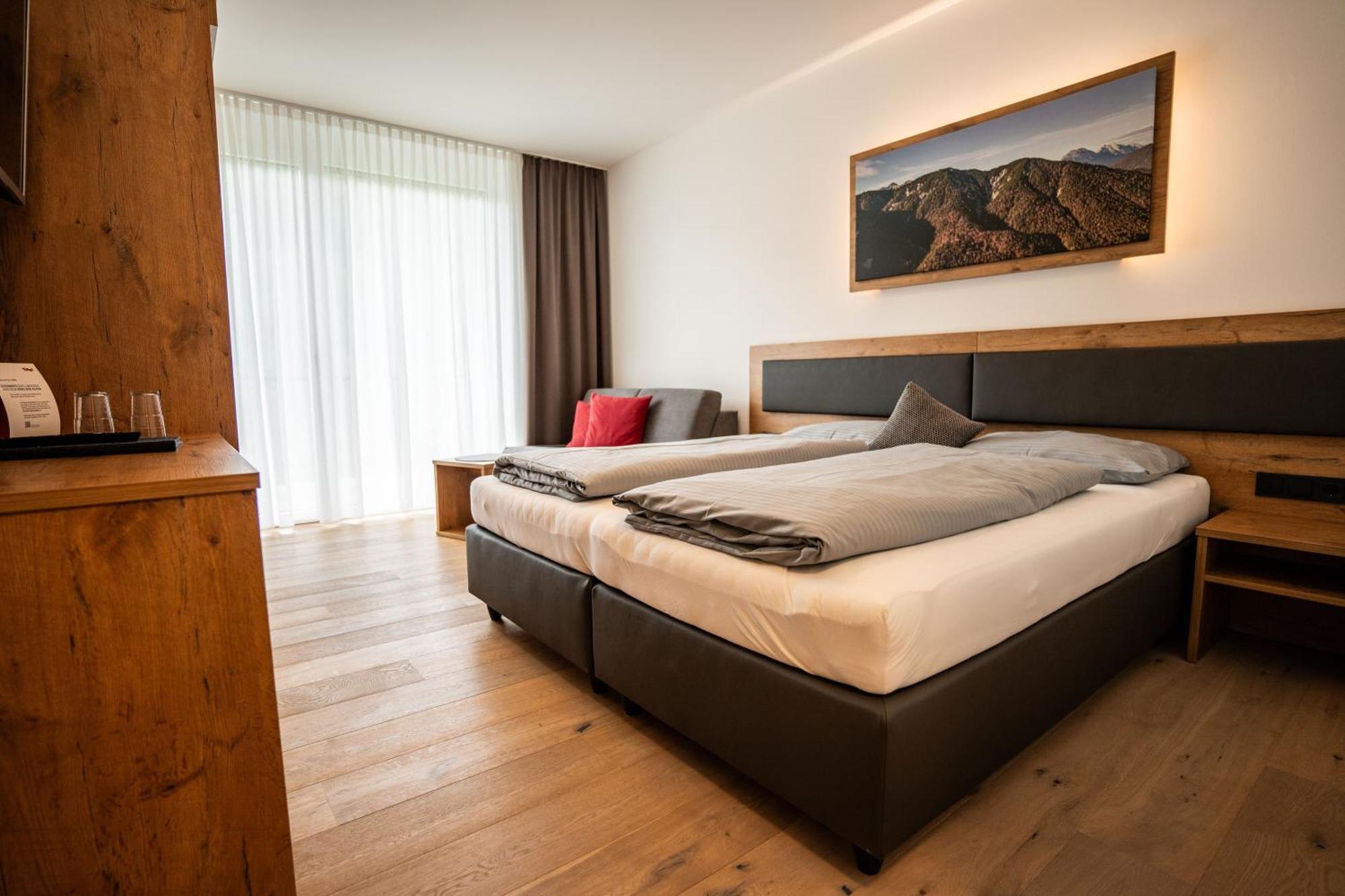 Hotel Garni Isarlodge Wiesenhof Шарниц Екстериор снимка